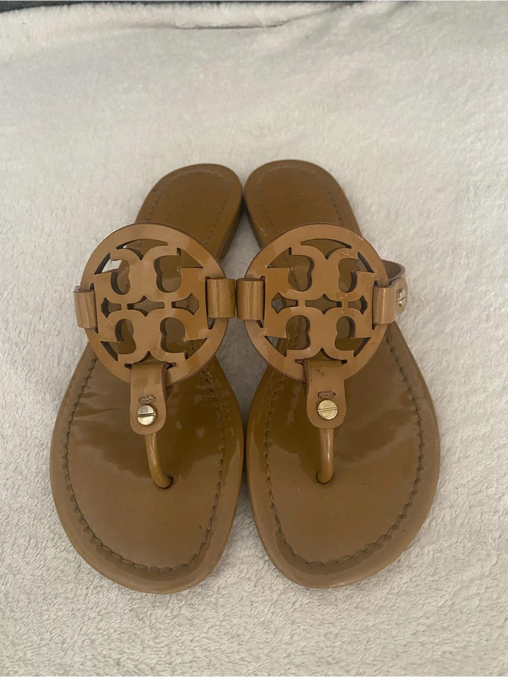 Tory Burch Brown Logo Cutout Thong Sandals